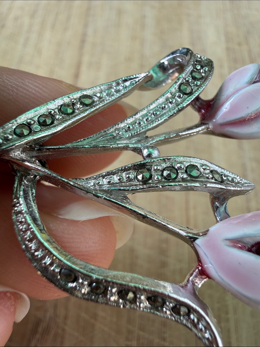1960’s Pink Tulip Floral Brooch with Marcasite - Picture 4 of 4